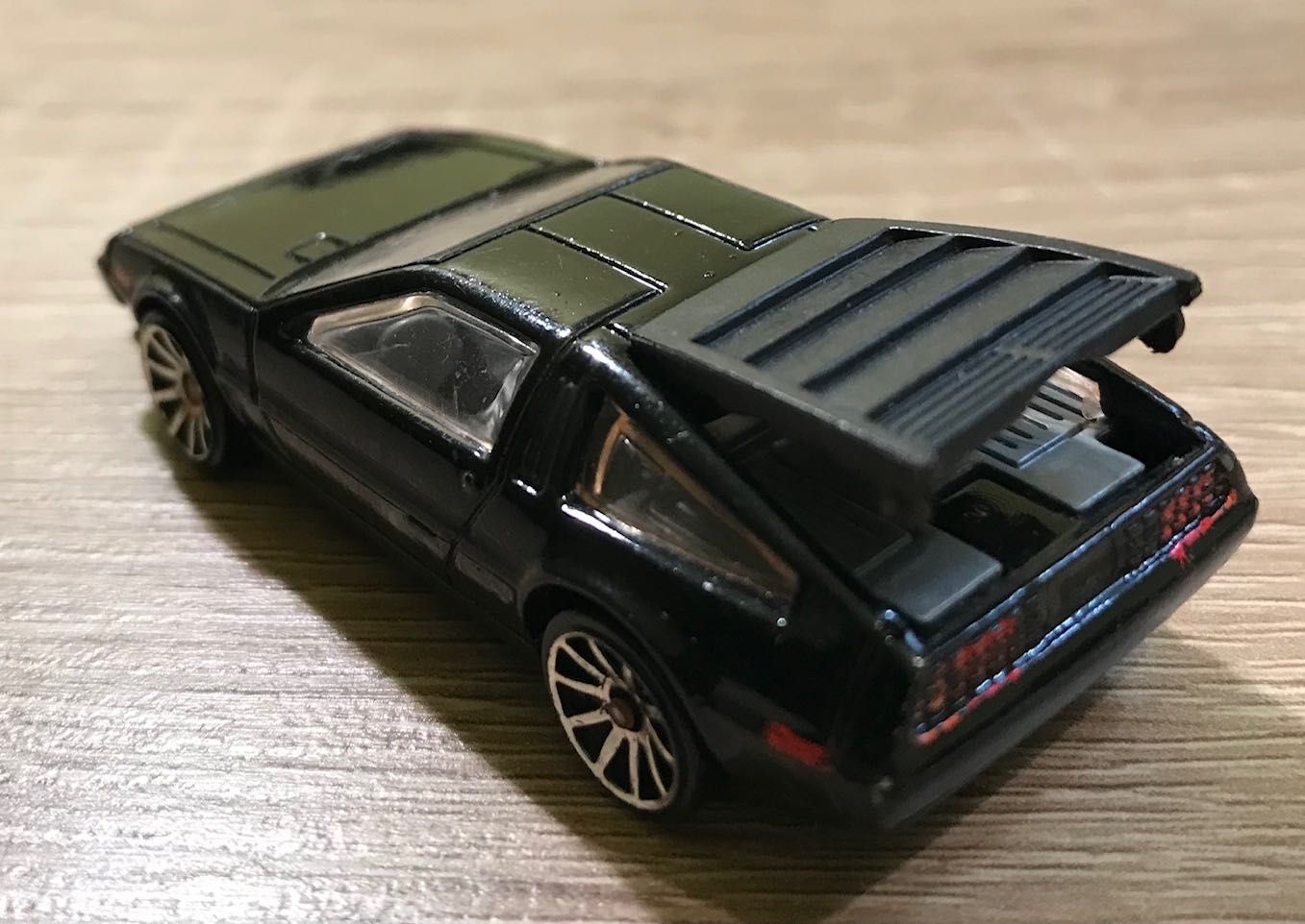 Hot Wheels DMC DeLorean  -  Wyprzedaż Kolekcji !