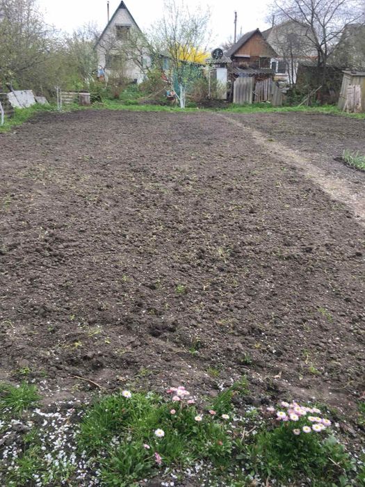 Продам Дачу в Киенке 452кв.м приватизирована Бетонка