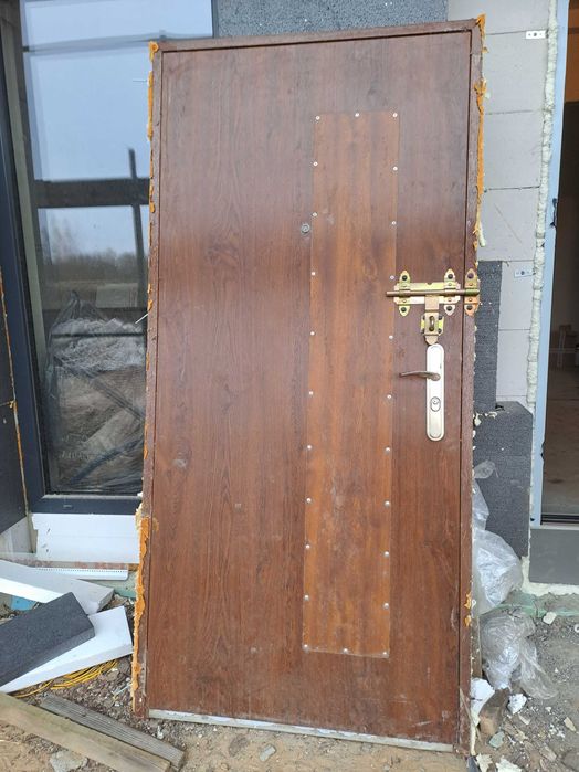 Drzwi tymczasowe, budowlane