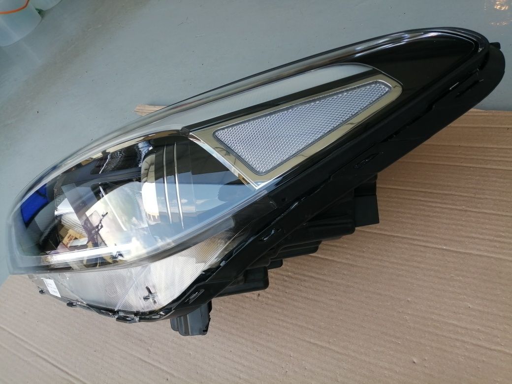 Lampa przednia lewa Hyundai Tucson nowa