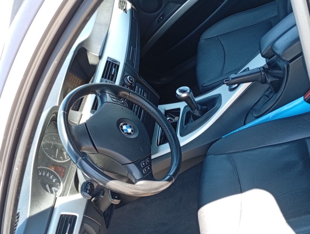 BMW 325d E91 caixa manual