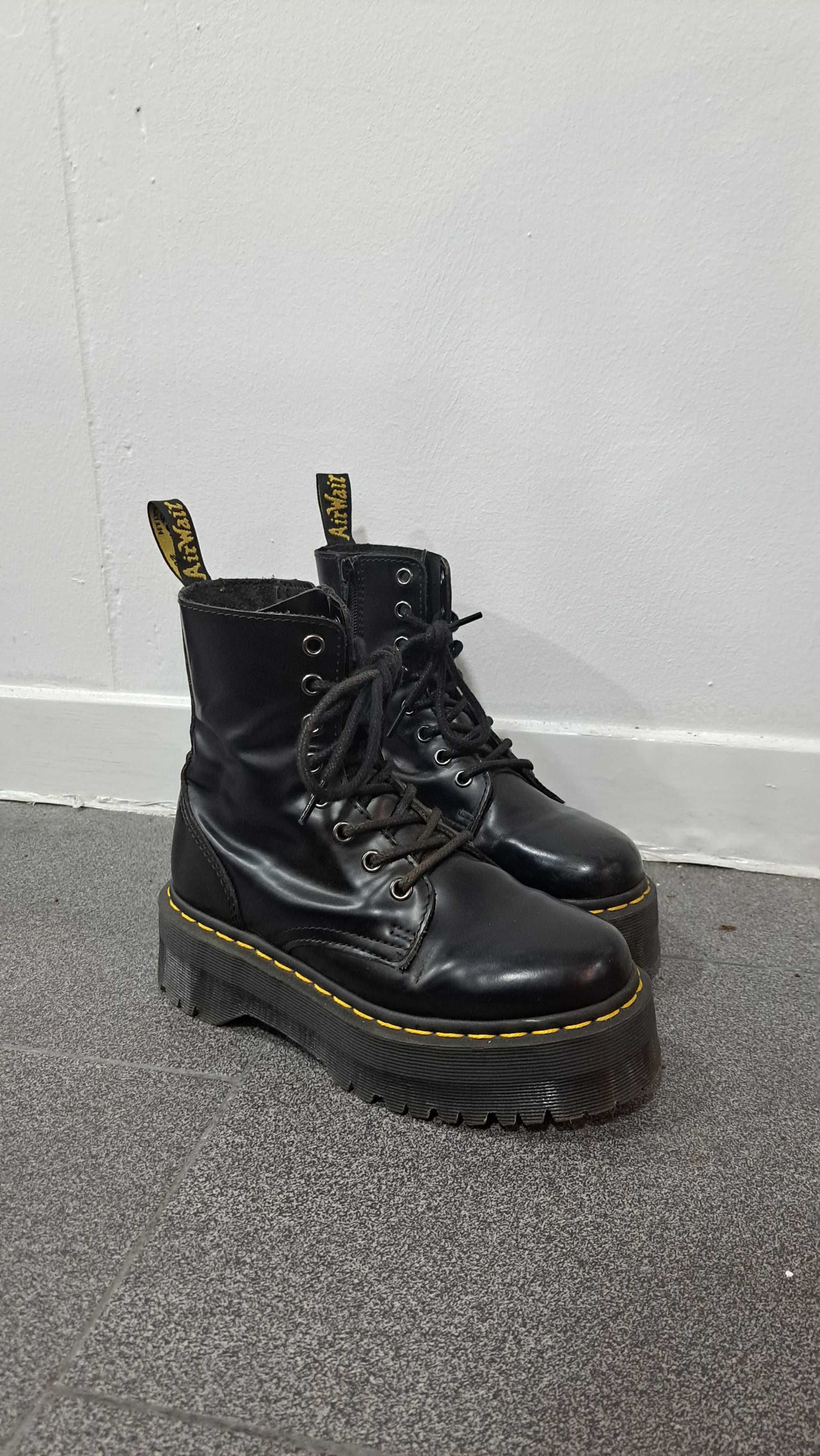 Botas Dr. Martens (plataformas)