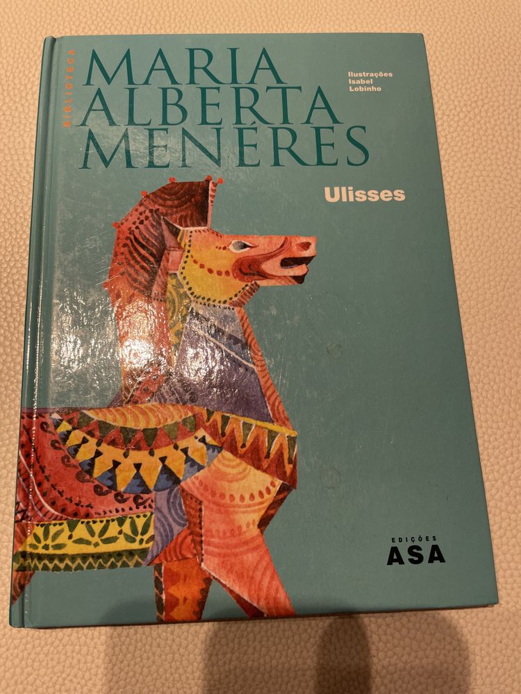 Livro Ulisses de Maria Alberta Meneres novo