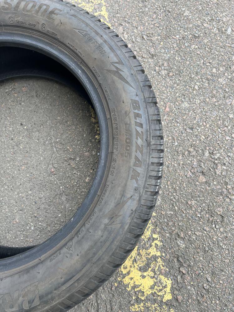 Резина зимова 215 60 r17 bridgestone