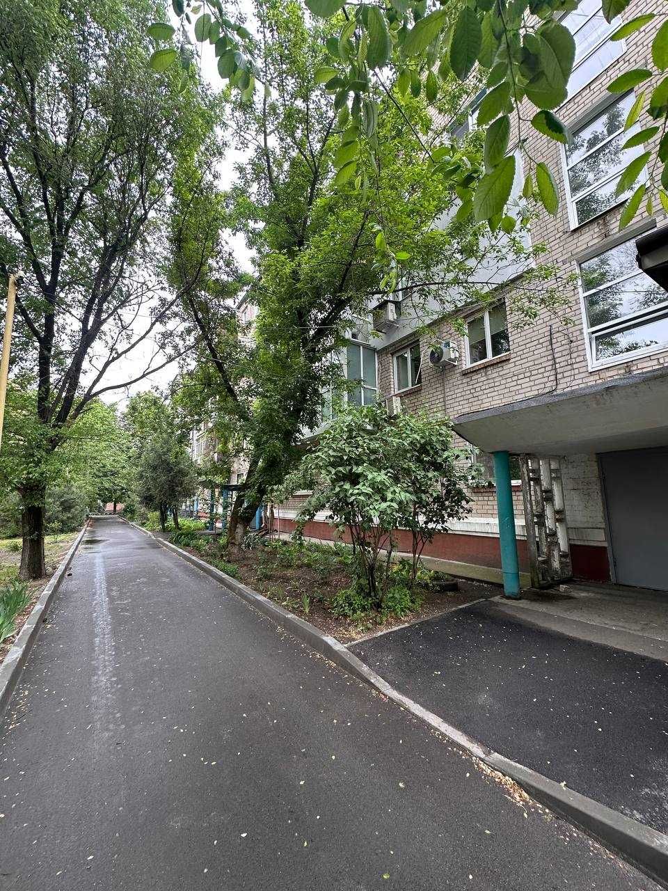 Продам 2к квартиру 41 м2 в г. Самар під ремонт