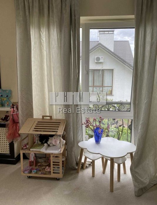 Оренда стильного та сучасного 2-поверхового будинку в Іванковичах