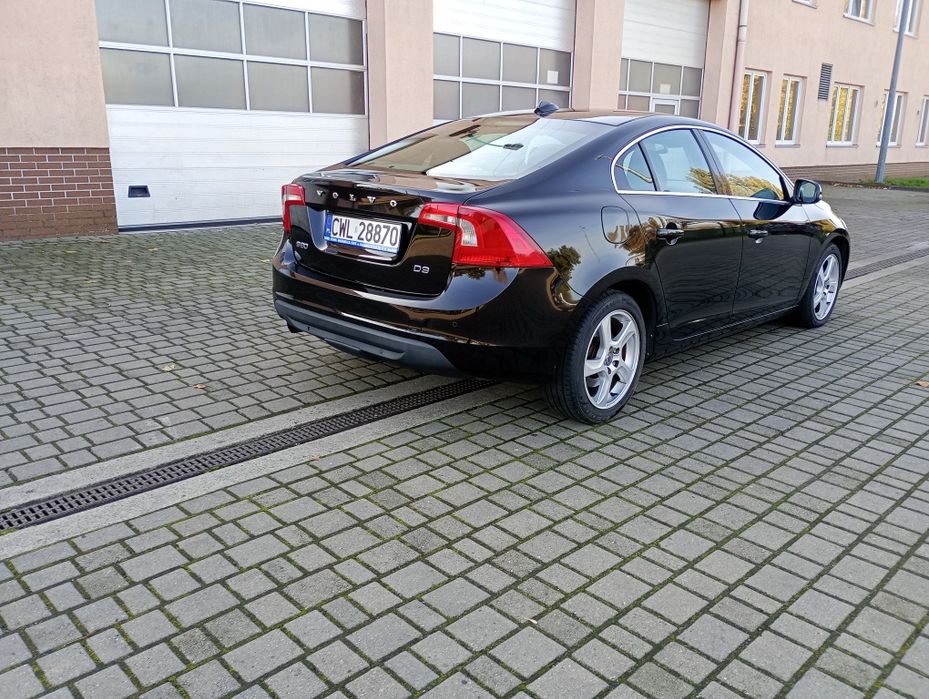Volvo S60 II 2.0 163 km