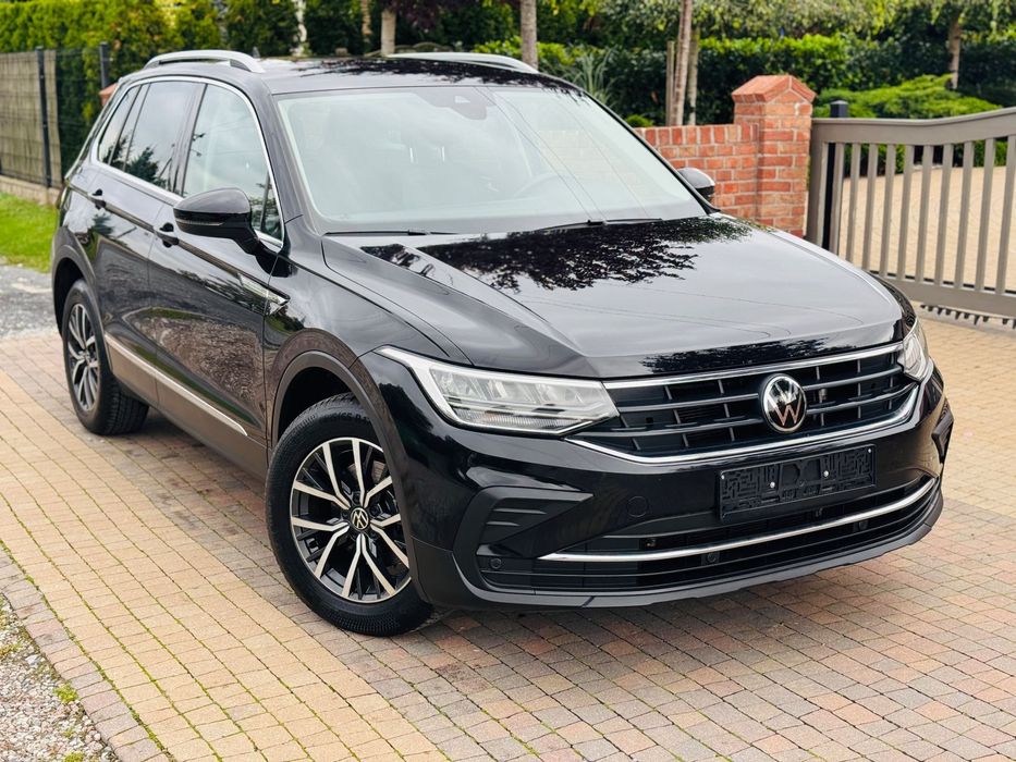 Volkswagen Tiguan LIFT Full LED Nawigacja Automatyczna Skrzynia Biegów