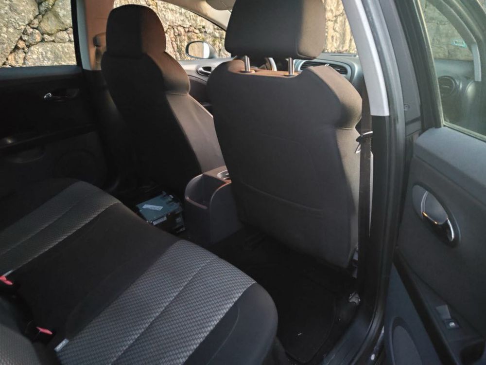 Carro seat Leon 1.4 gasolina