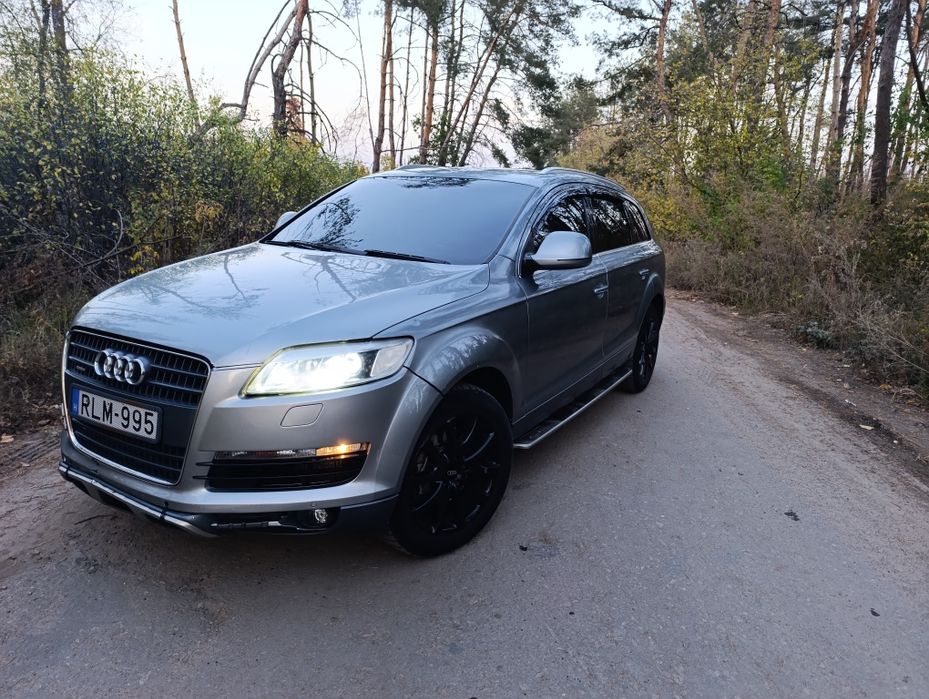 Продам Ауди Q7 diesel 3.0