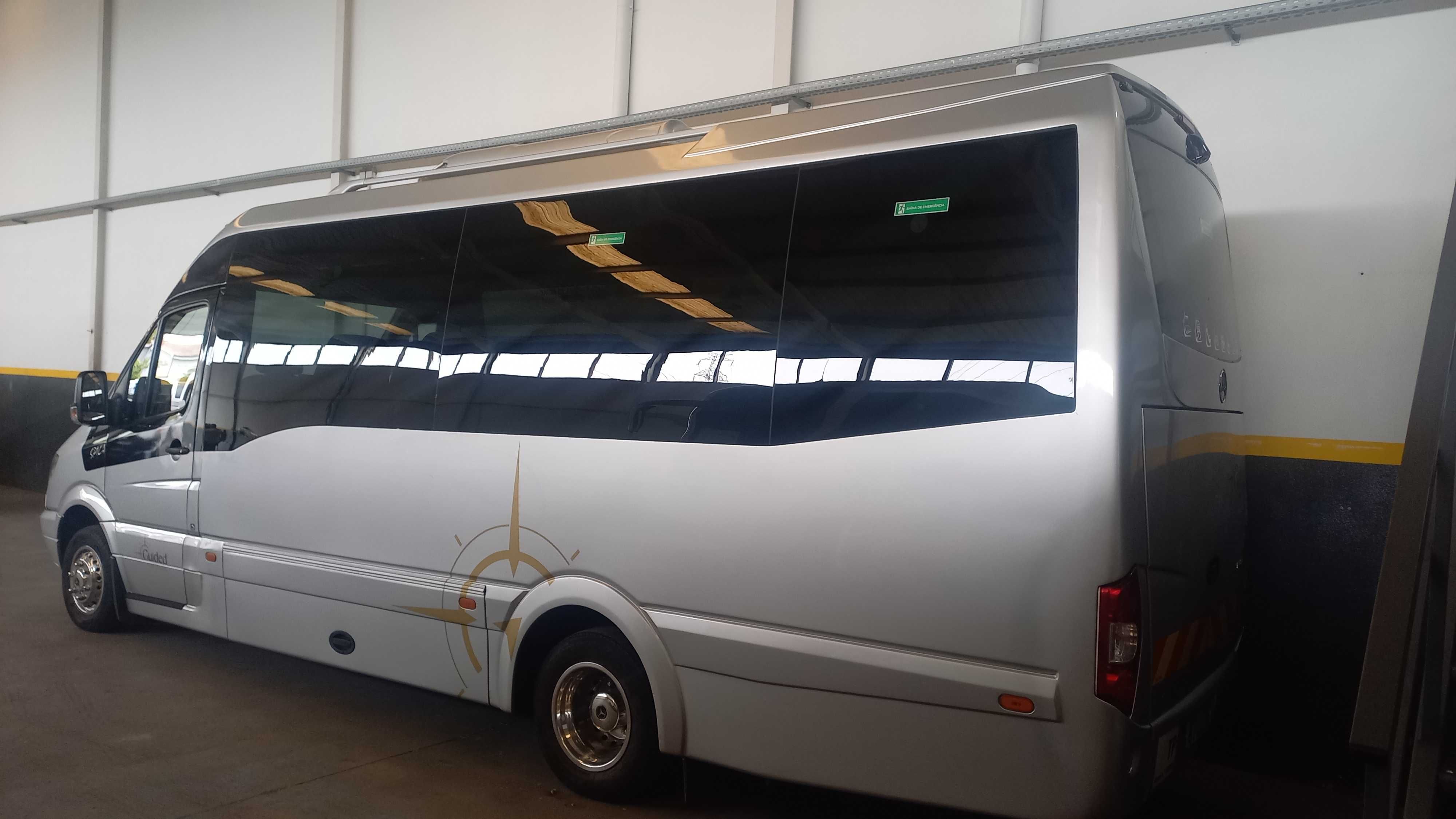 Mercedes Sprinter Minibus