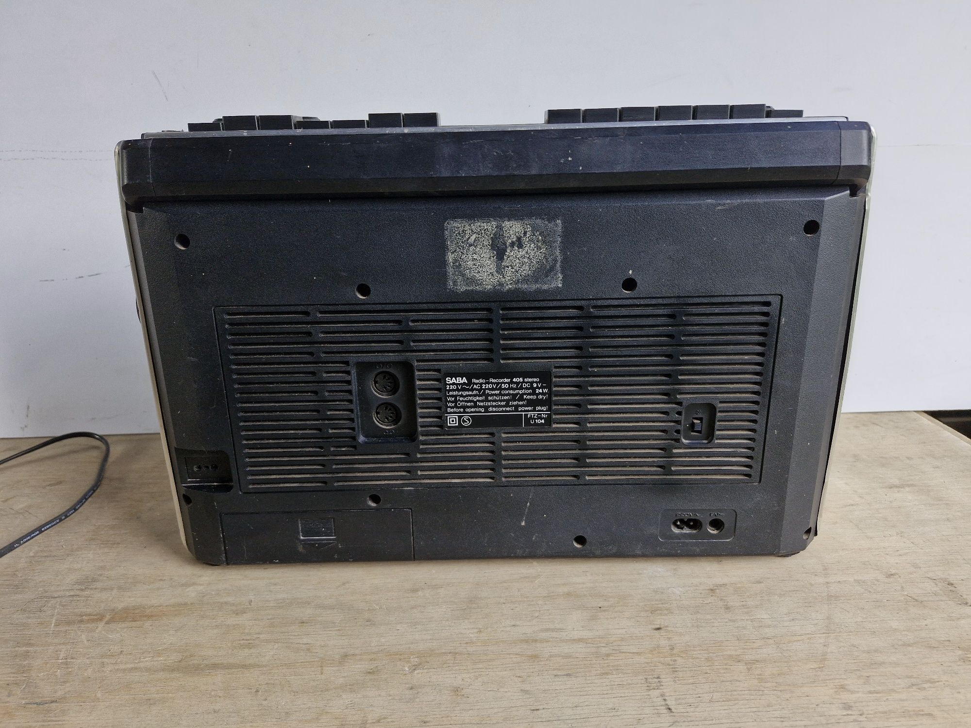 Stary Radiomagnetofon SABA RCR 405