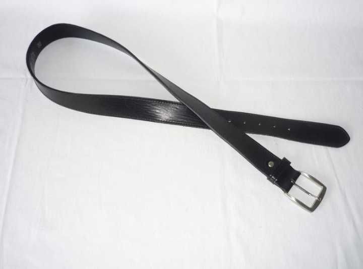 Чоловічий шкіряний ремінь Maximilian Vera Pelle чорний шкіряний ремінь