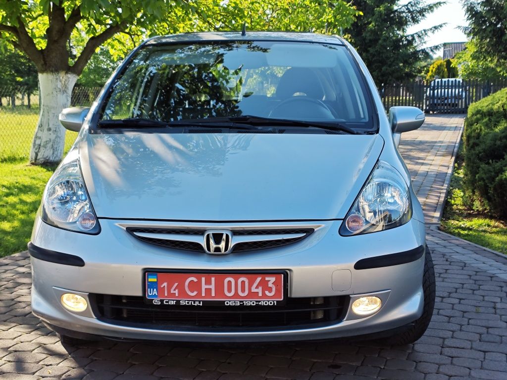 Продам Honda jazz