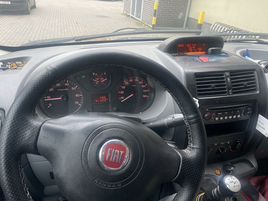 Sprzedam auto dostawcze Fiat scudo long 2011 2.0 120km