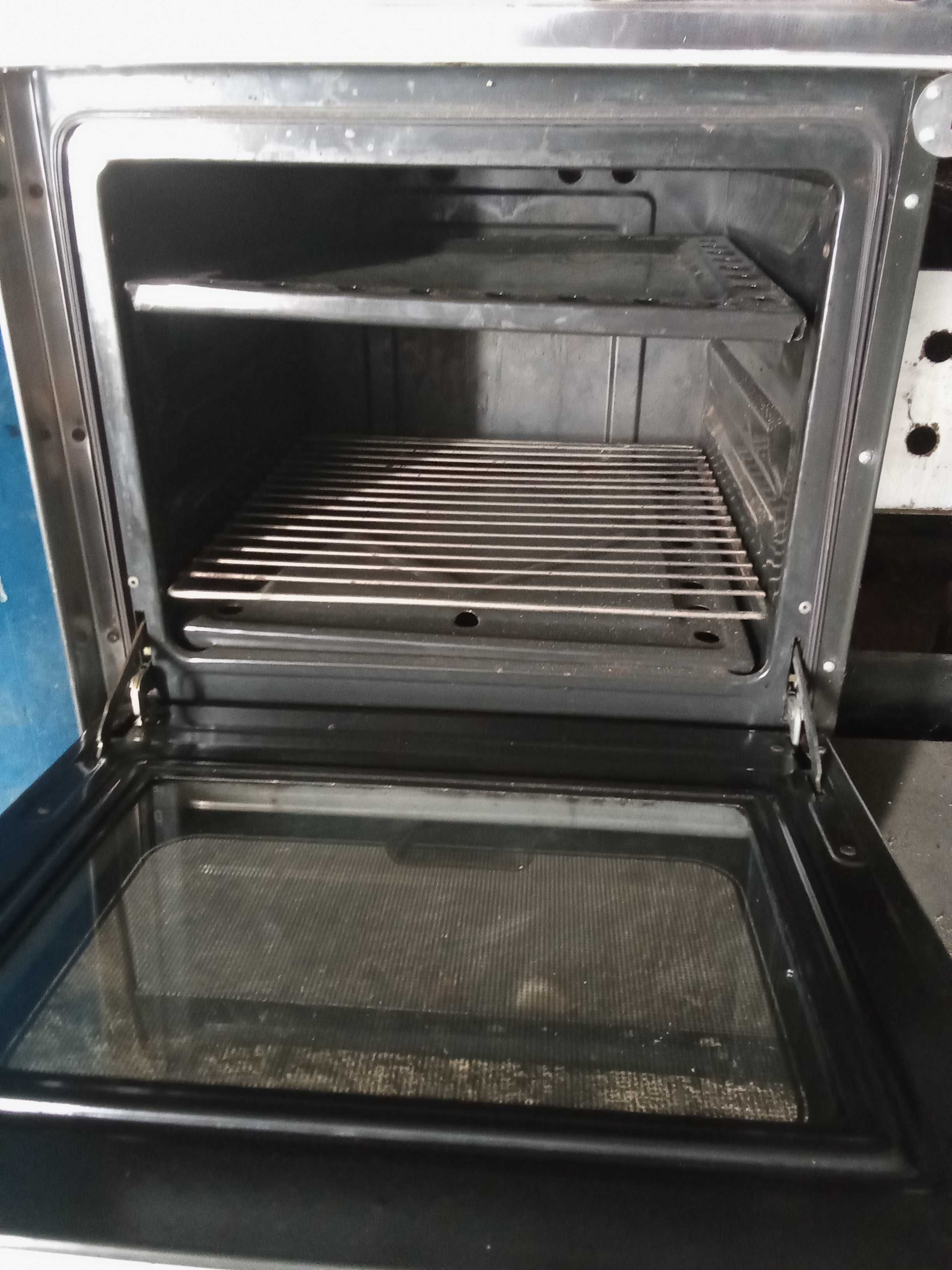 Fogão a gás com forno