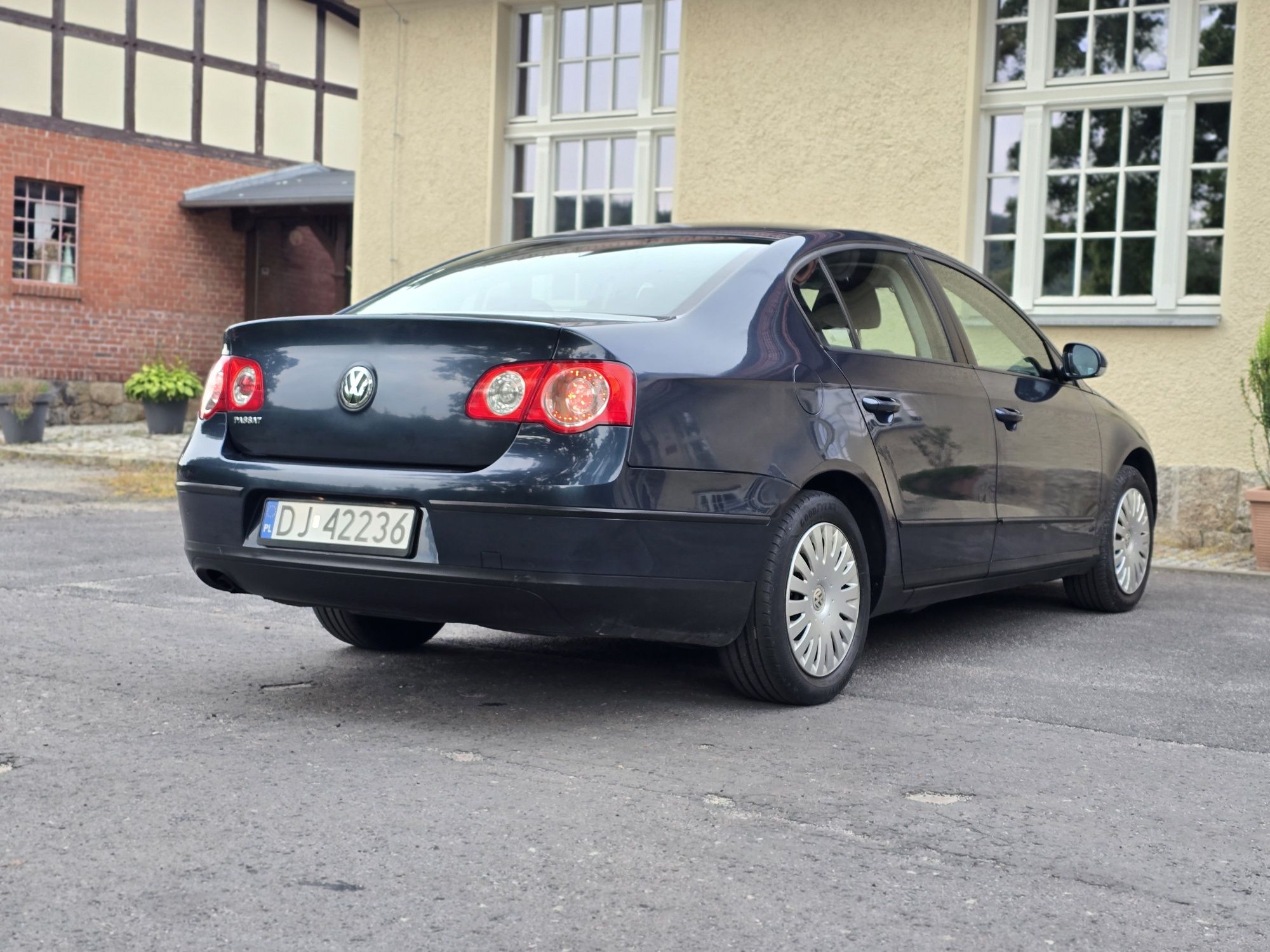 *Volkswagen Passat B6 Sedan 1.9 TDI * Zadbany *Tempomat