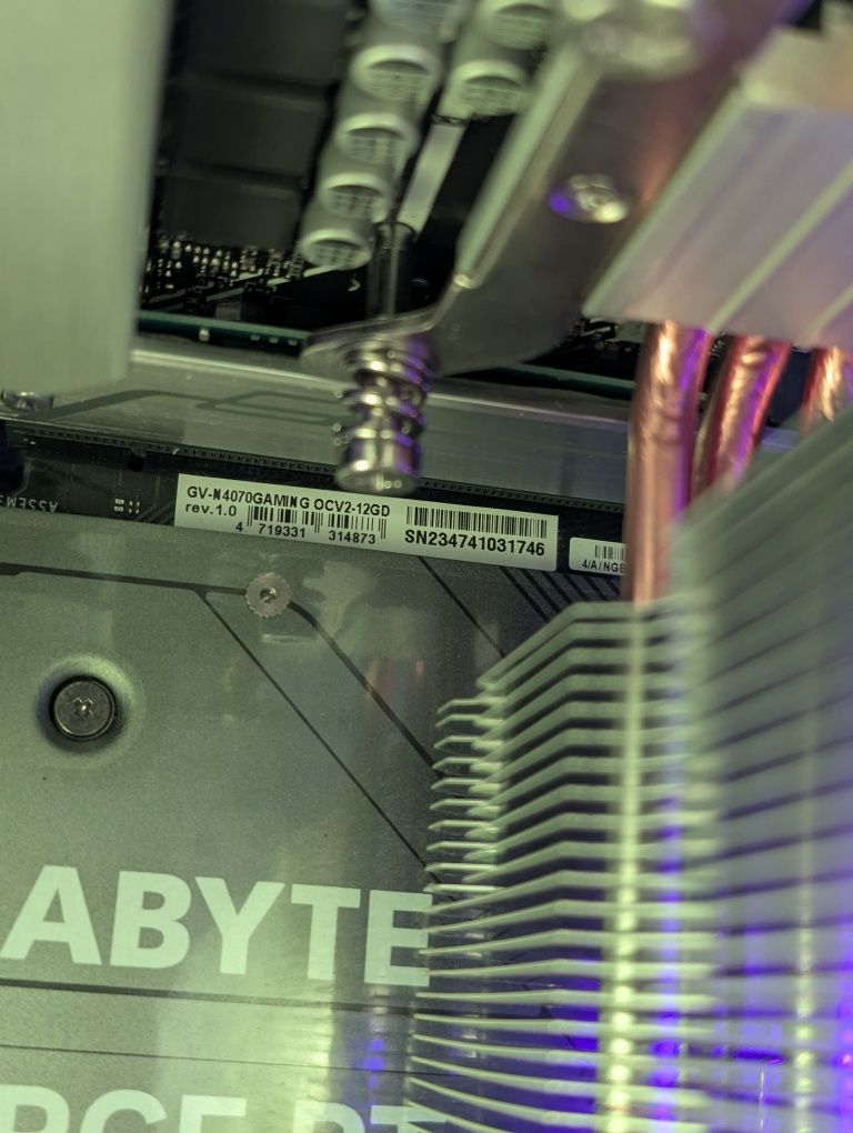 Відеокарта RTX 4070 Gigabyte Gaming OC V2 12GB | DLSS, Frame Gen, CUDA