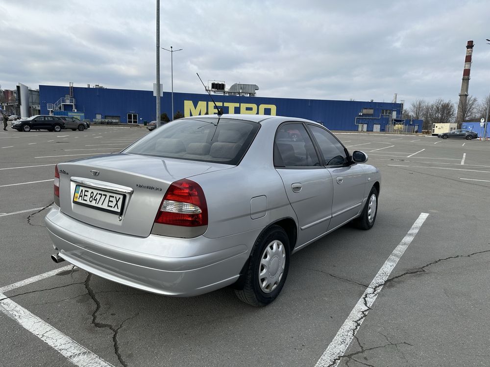 Продам Daewoo Nubira 2 2001года