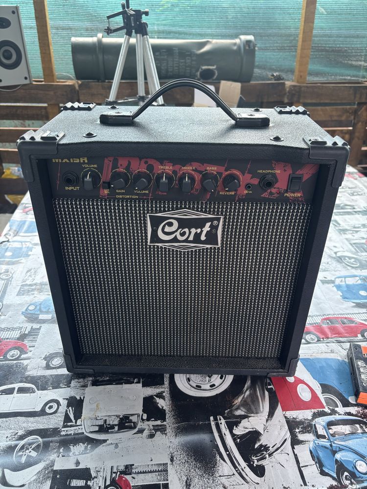 Продам комбик cort mx15r