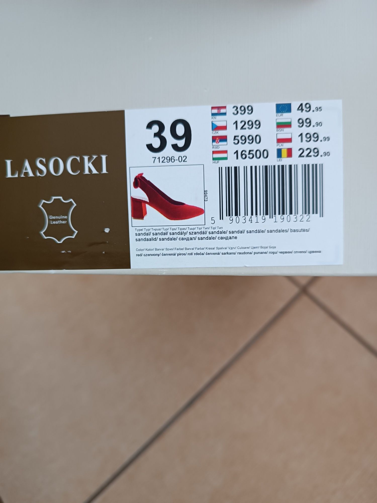 Zamszowe buty Lasocki r 39
