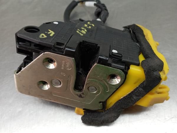 Fechadura / fecho porta frente direito KIA Ceed Sportswagon (JD)