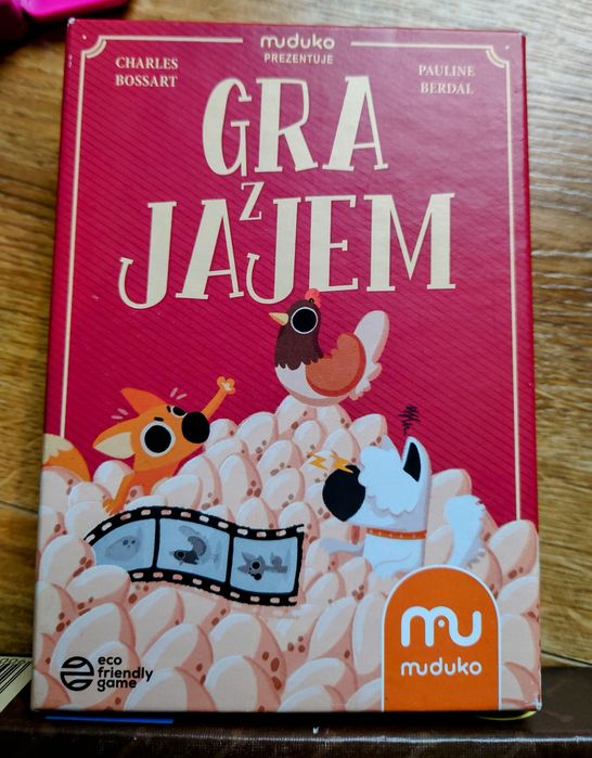 Zestaw gier planszowych i karcianych dla dzieci.
