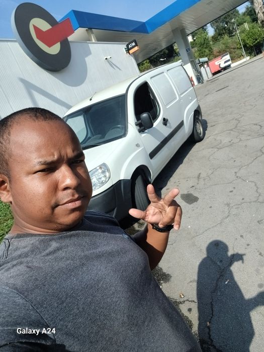 Faço frete por toda evora