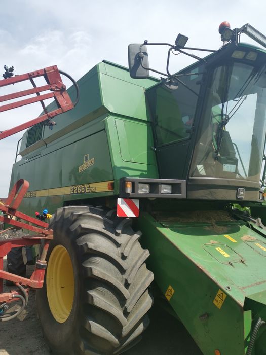 Kombajn John deere 2266 extra
