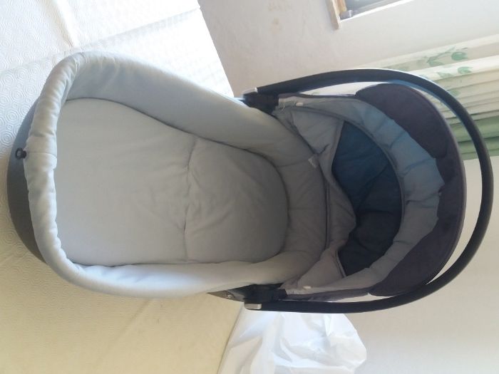 Carro Trio for me - Chicco