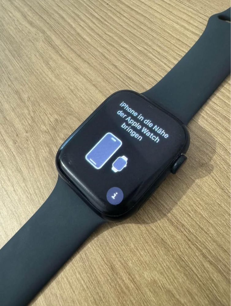 Apple Watch Series 7 GPS + Cellular 45 mm Midnight