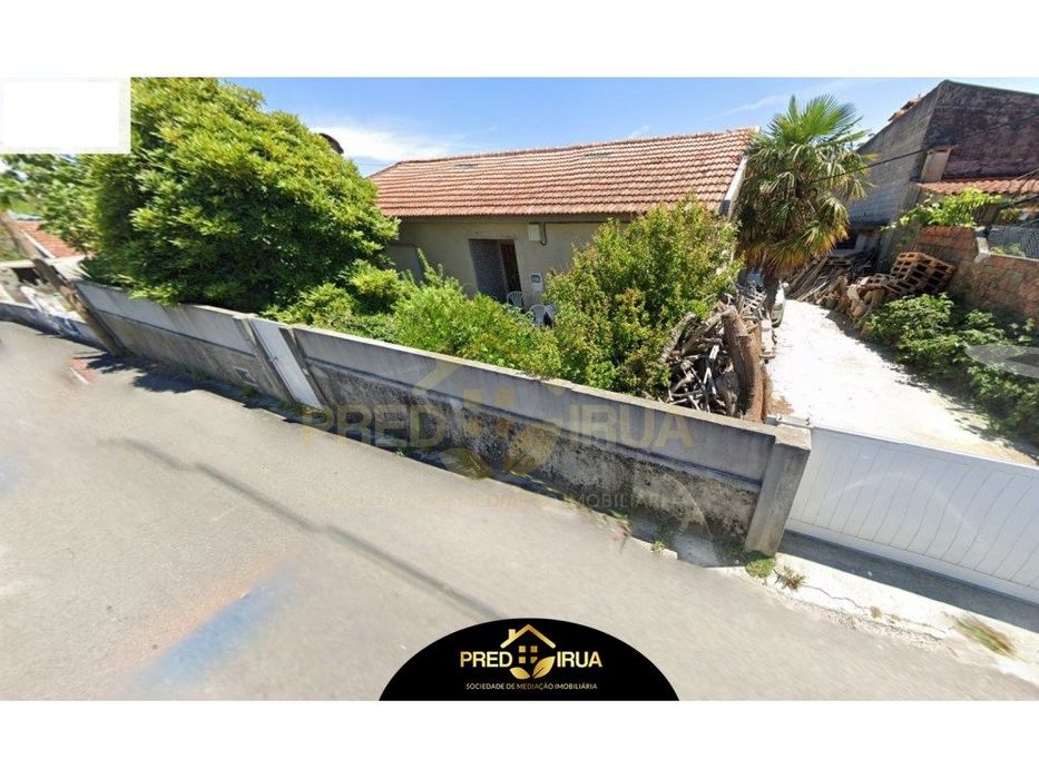 Oportunidade de Negócio Casa Térrea de 4 frentes com terreno 655 m2...