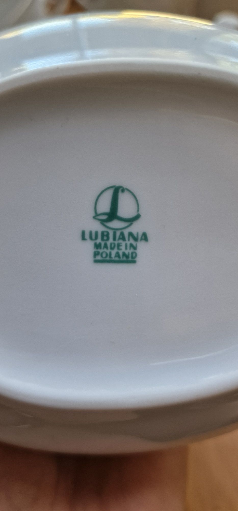 Serwis obiadowo - kawowy Lubiana na 12-18 osób