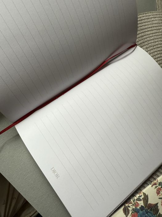 Блокнот Dior 17 на 22,5 см