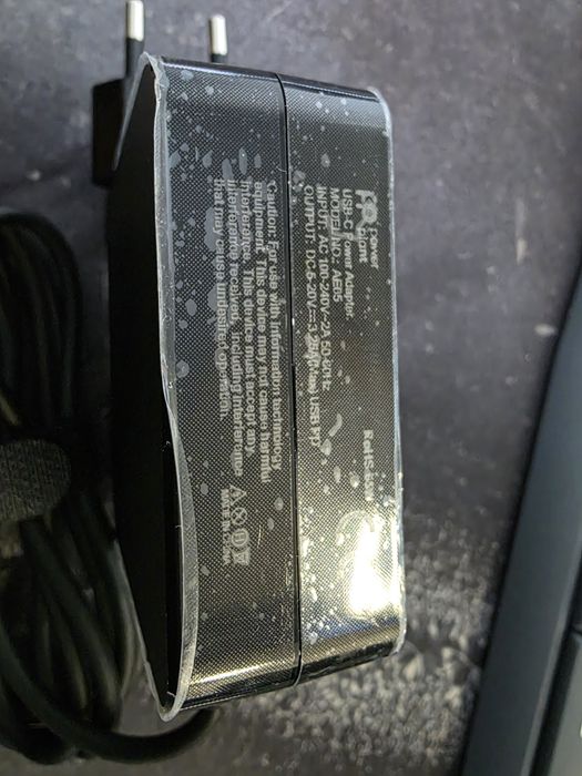 Зарядний пристрій для ноутбука USB Type-C 65W блок живлення