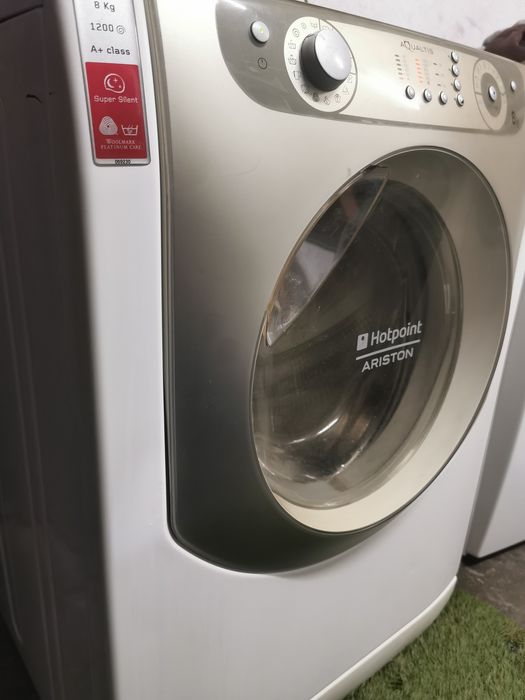 Máquina lavar roupa ariston 8kg faço entrega