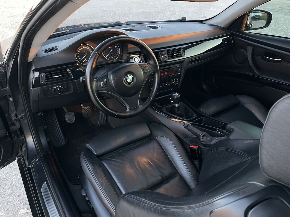 Продам бмв е92 335i