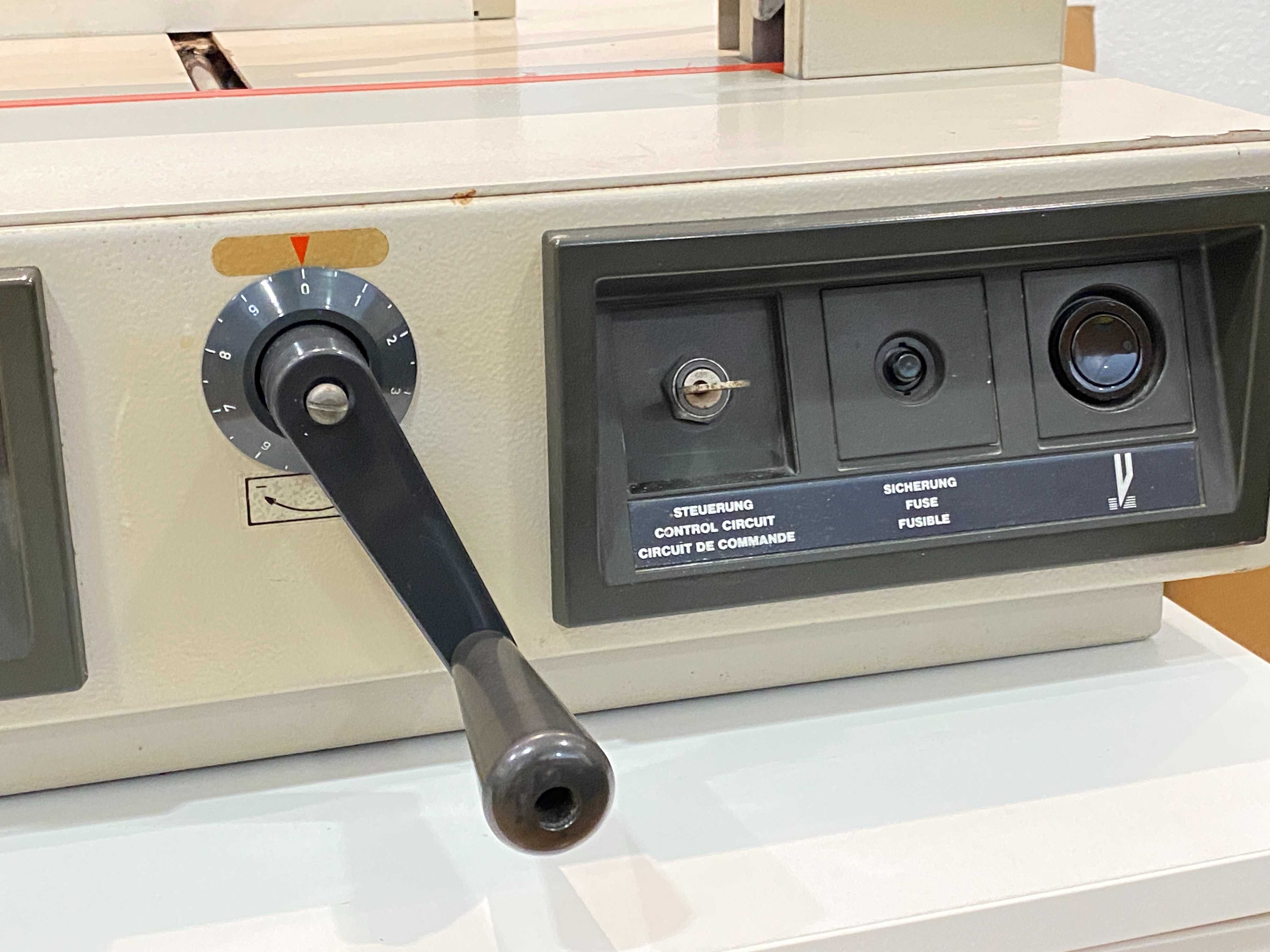Guilhotina Elétrica Ideal 3915 - Funciona Perfeitamente