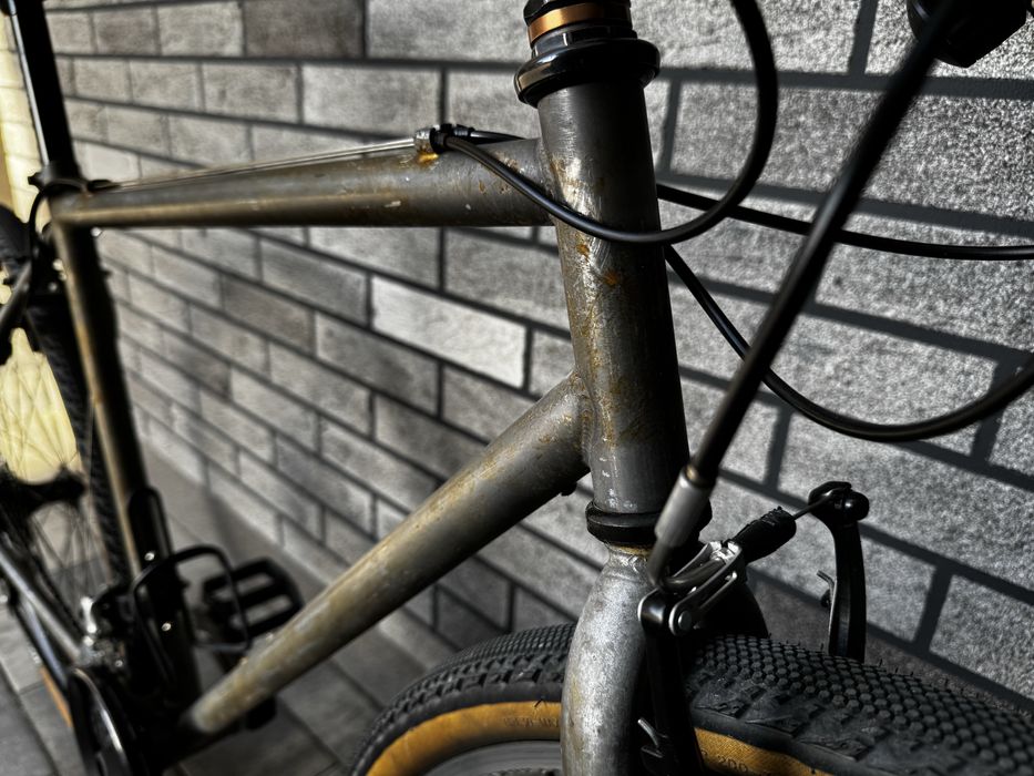 Rower trekkingowy cross rama stalowa 28” rost raw gravel