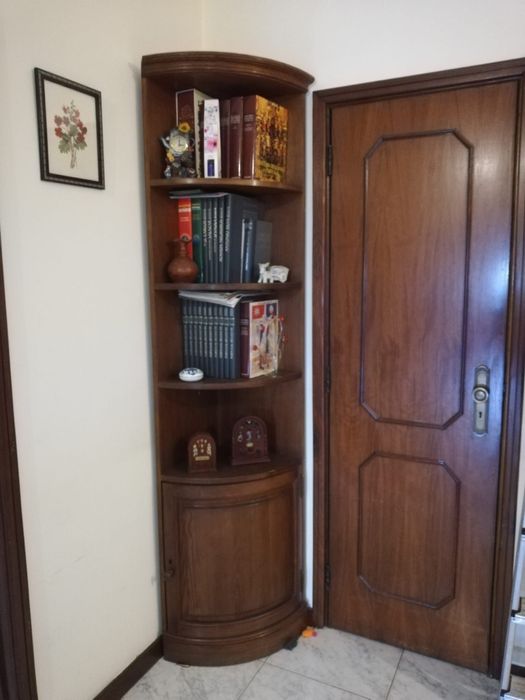 Estante de canto