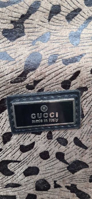 Дорожная сумка саквояж под Gucci, хорошего качества,б/у