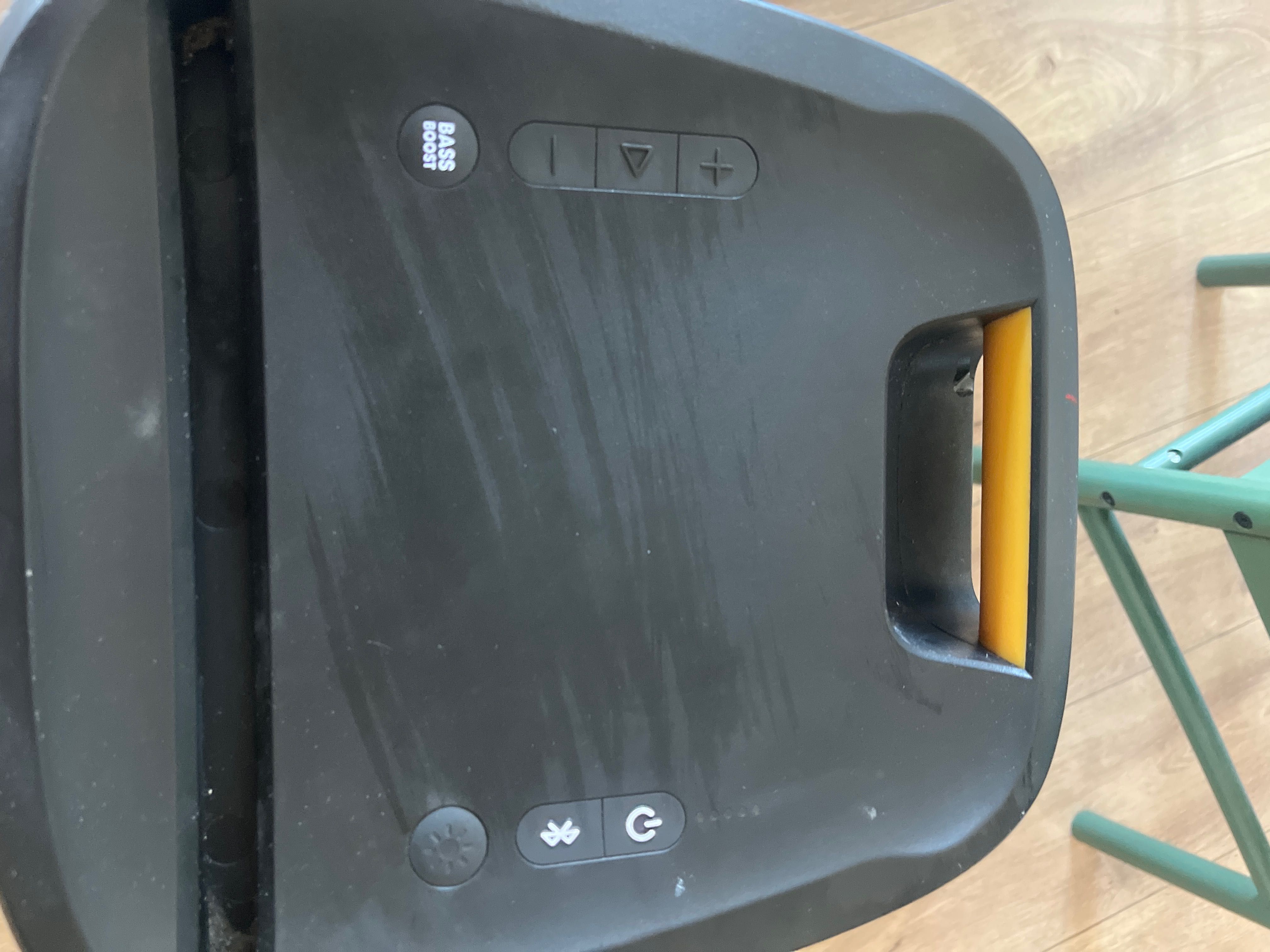 Jbl party box 300