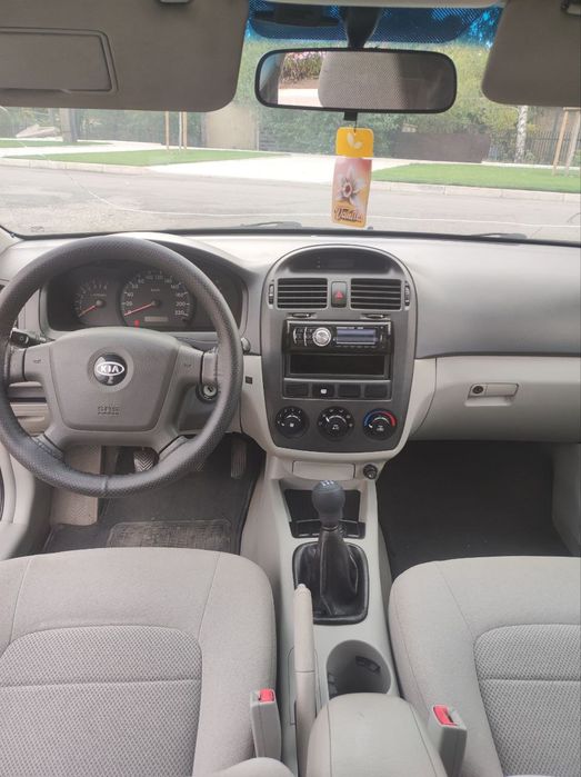 Продам KIA Cerato 2006 . 1.6 газ/бензин