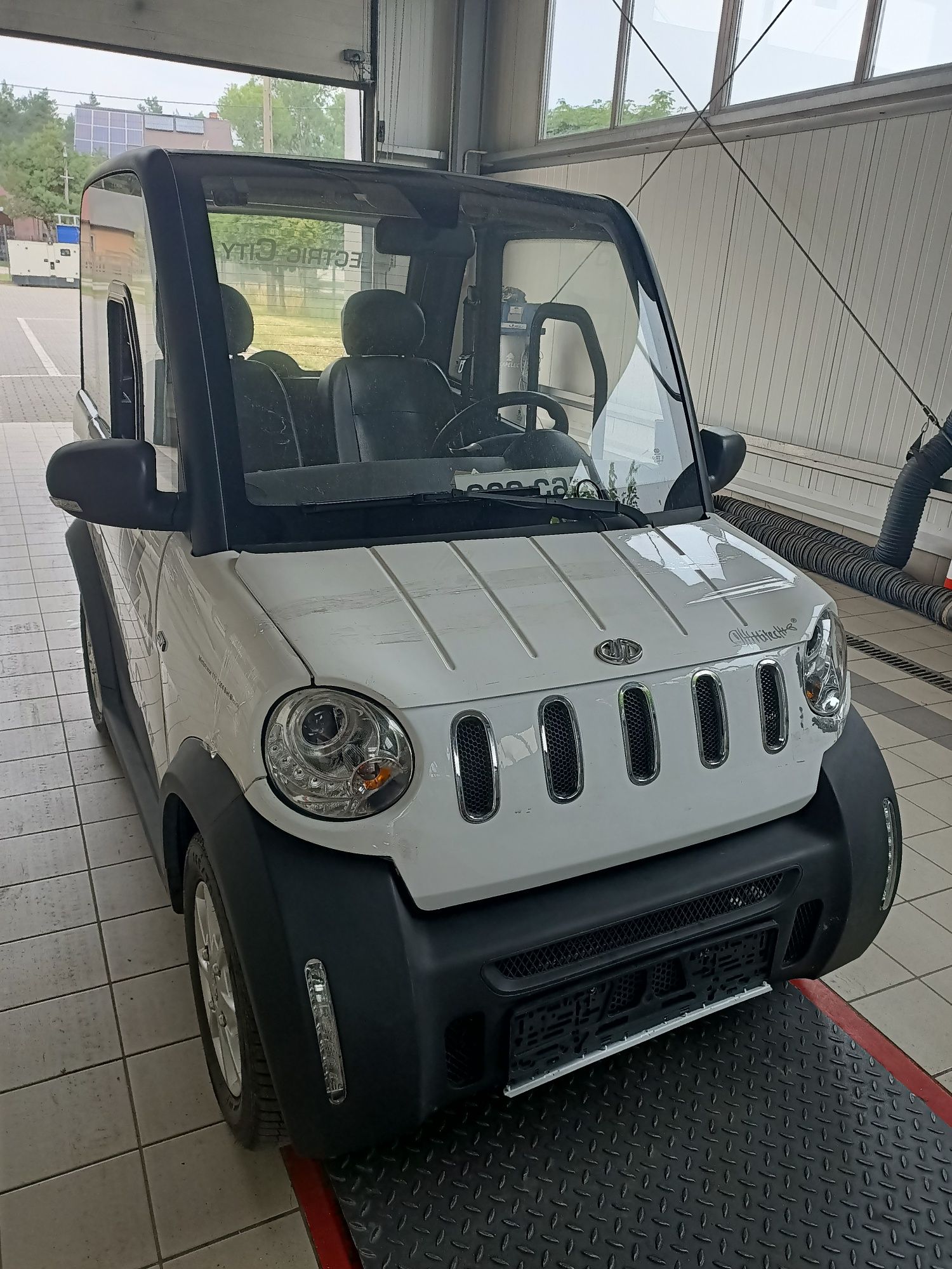 Samochód osobowy Elektryk city car