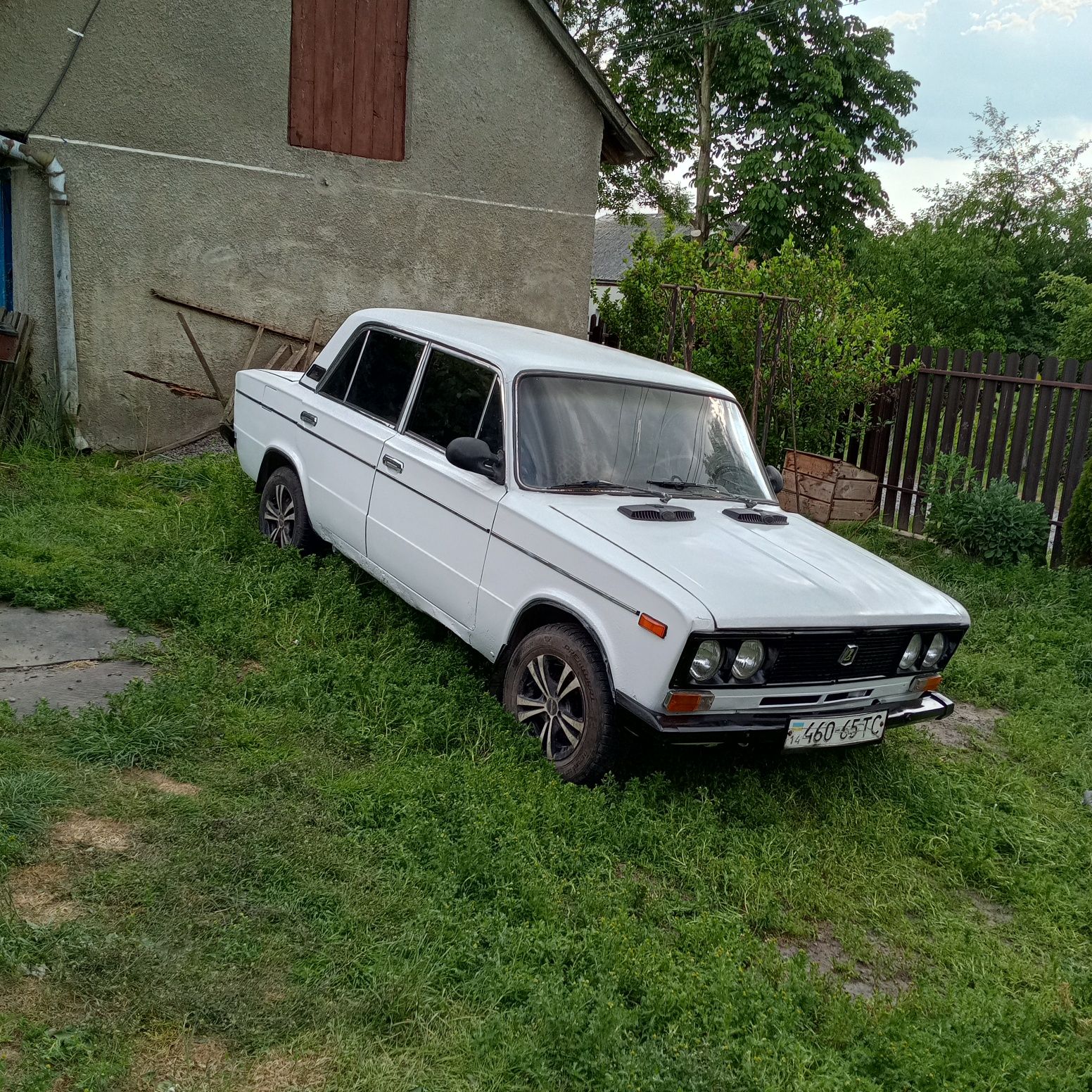 Продам ваз 2106, всі питання по телефону