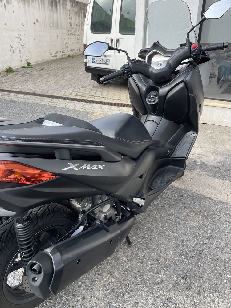 Yamaha xmax 300 de 2020