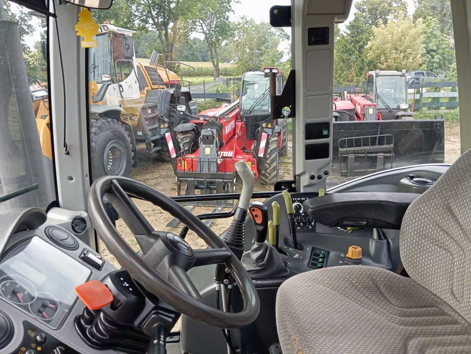 Ciągnik rolniczy CLASS Arion 630C