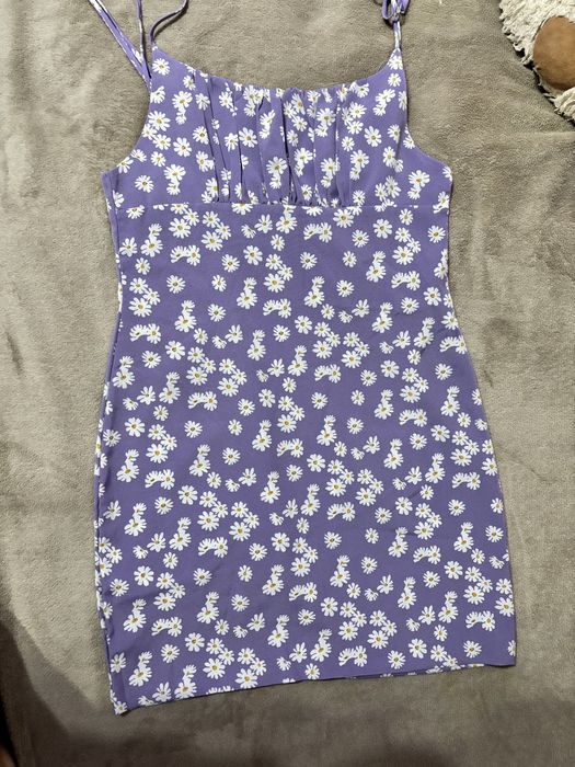 Коротка літня сукня