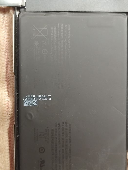 Батарея с MacBook 2020год