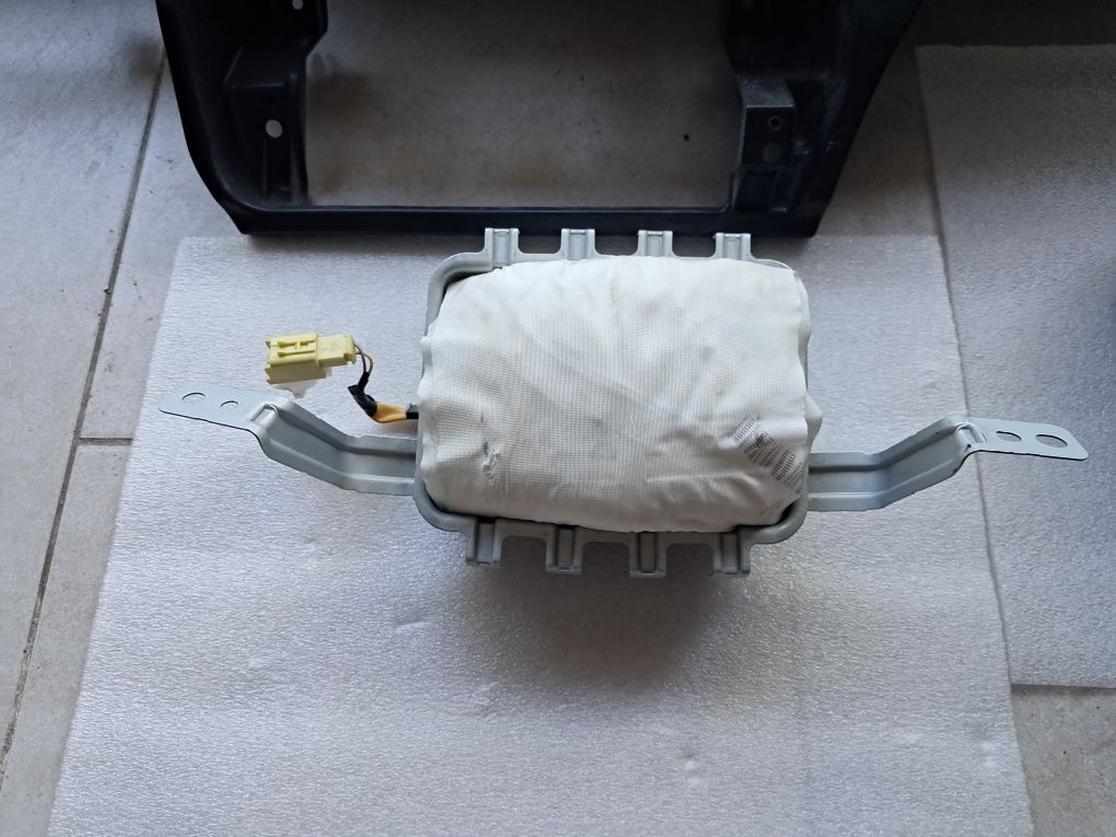 Suzuki swift air bag deska kokpit mk8